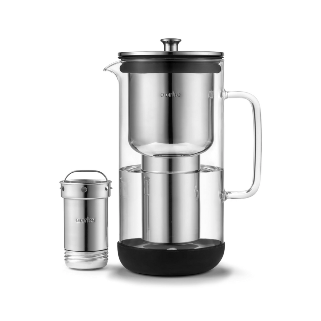 Aarke Purifier, Wasserfilterkaraffe aus Glas und Edelstahl, 2.4L, Aarke Pure Filter Nachfüllbeutel