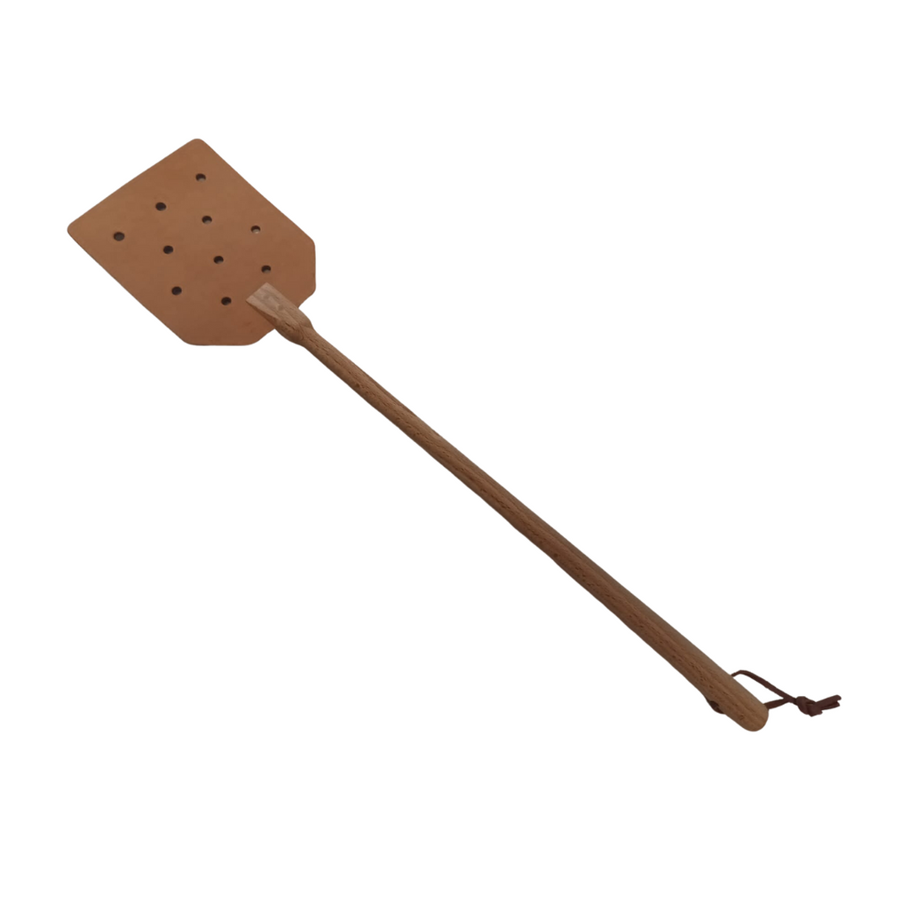 Fliegenklatsche aus Leder mit rundem Holzstiel